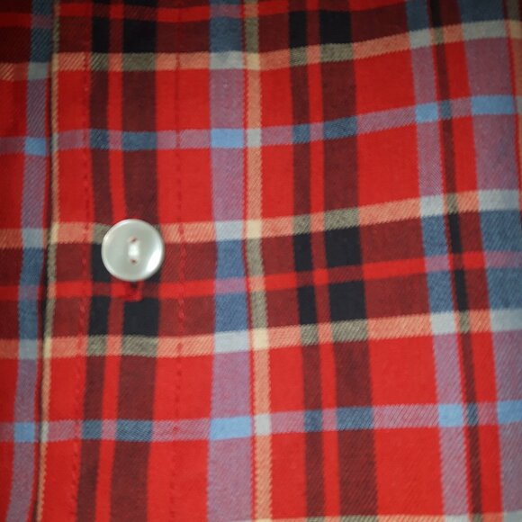 Plus size Alia plaid button up shirt - Picture 3 of 6